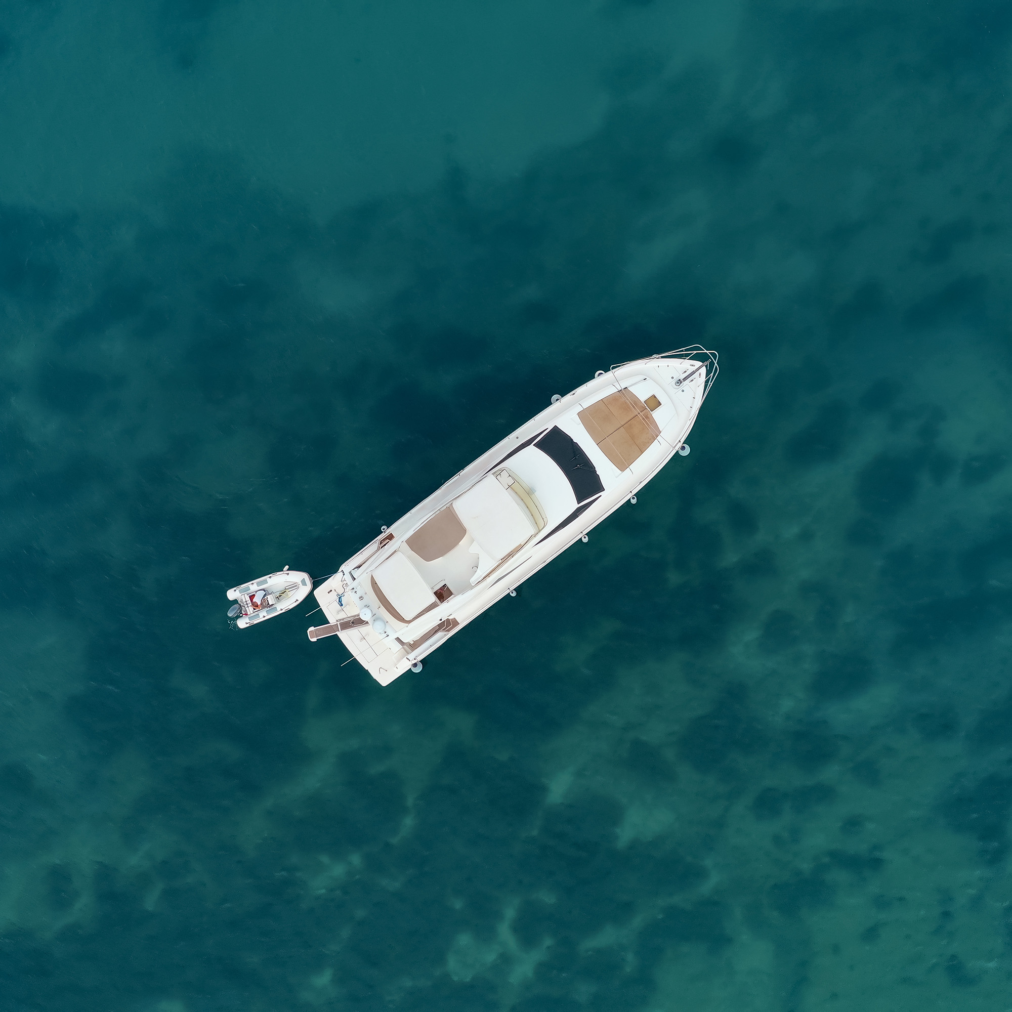 sailboat-sea-evening-sunlight-beautiful-sea-luxury-summer-adventure-active-vacation-mediterranean-sea-turkey